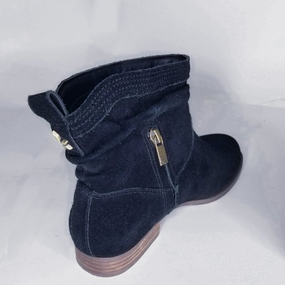 SOLD Koolaburra Ugg Black Suede Ankle Boots Size 7 - Picture 8 of 11